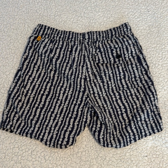 J.Crew swimtrunks with lining. Size extra small, 95% nylon, 5% elastane. - Picture 2 of 3